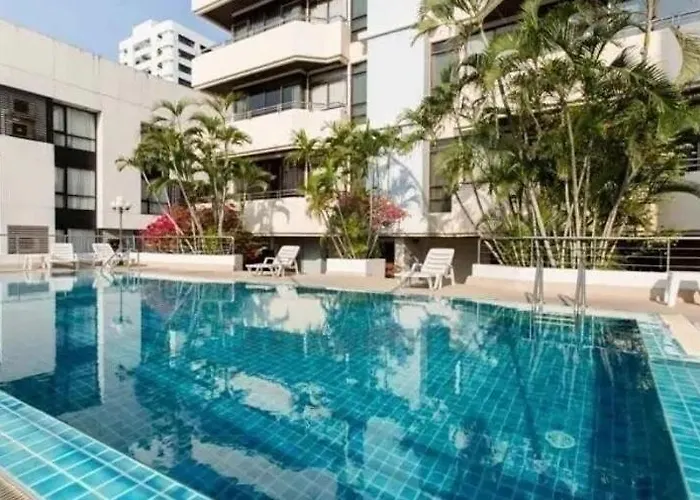 Modern 2 Bed Executive Unit 5min To Nana Bts * 방콕