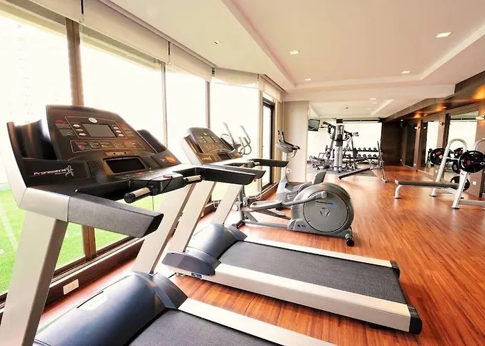 Modern 2 Bed Executive Unit 5min To Nana Bts 방콕